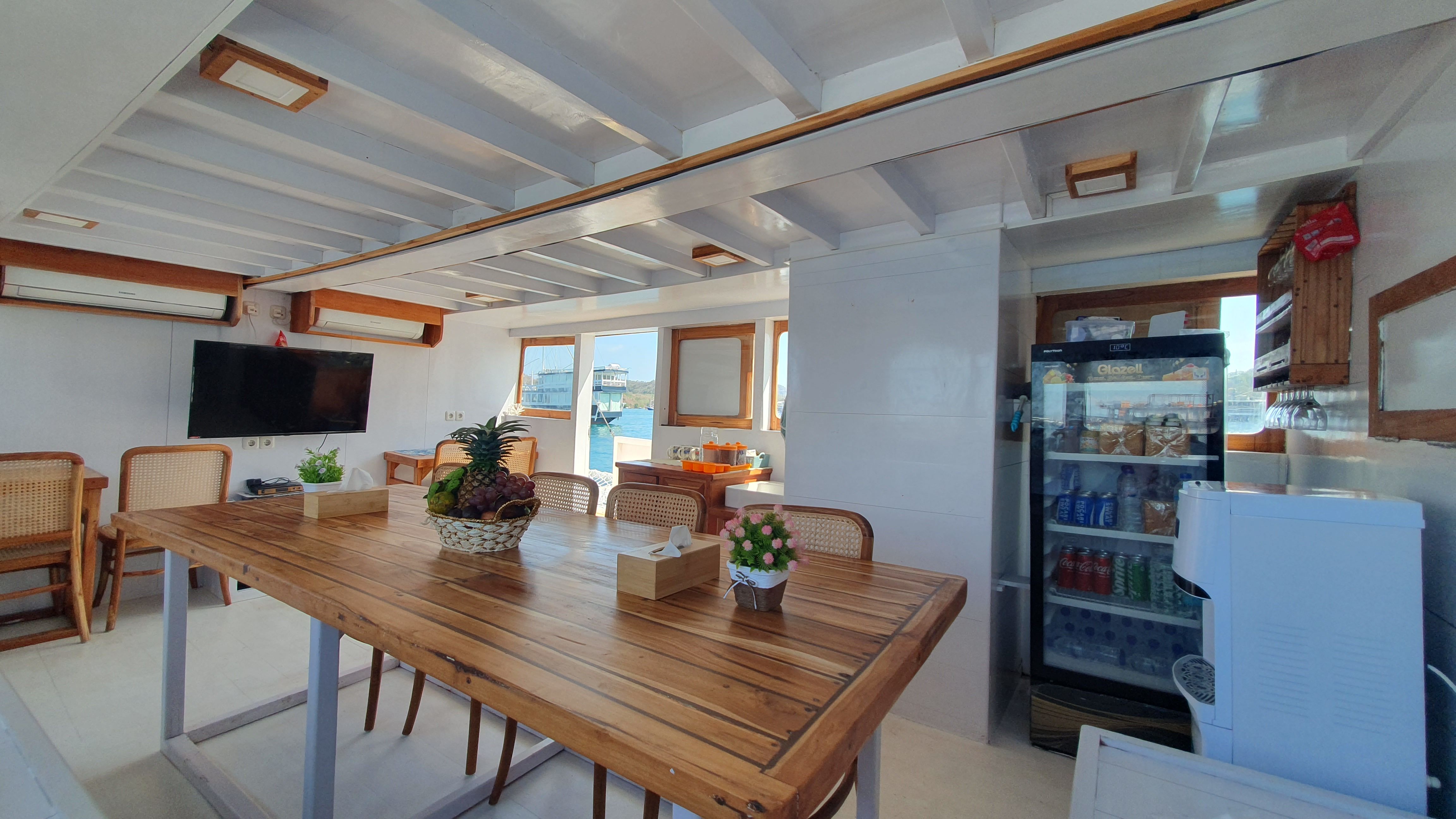 Pemandangan dari Triple Cabin