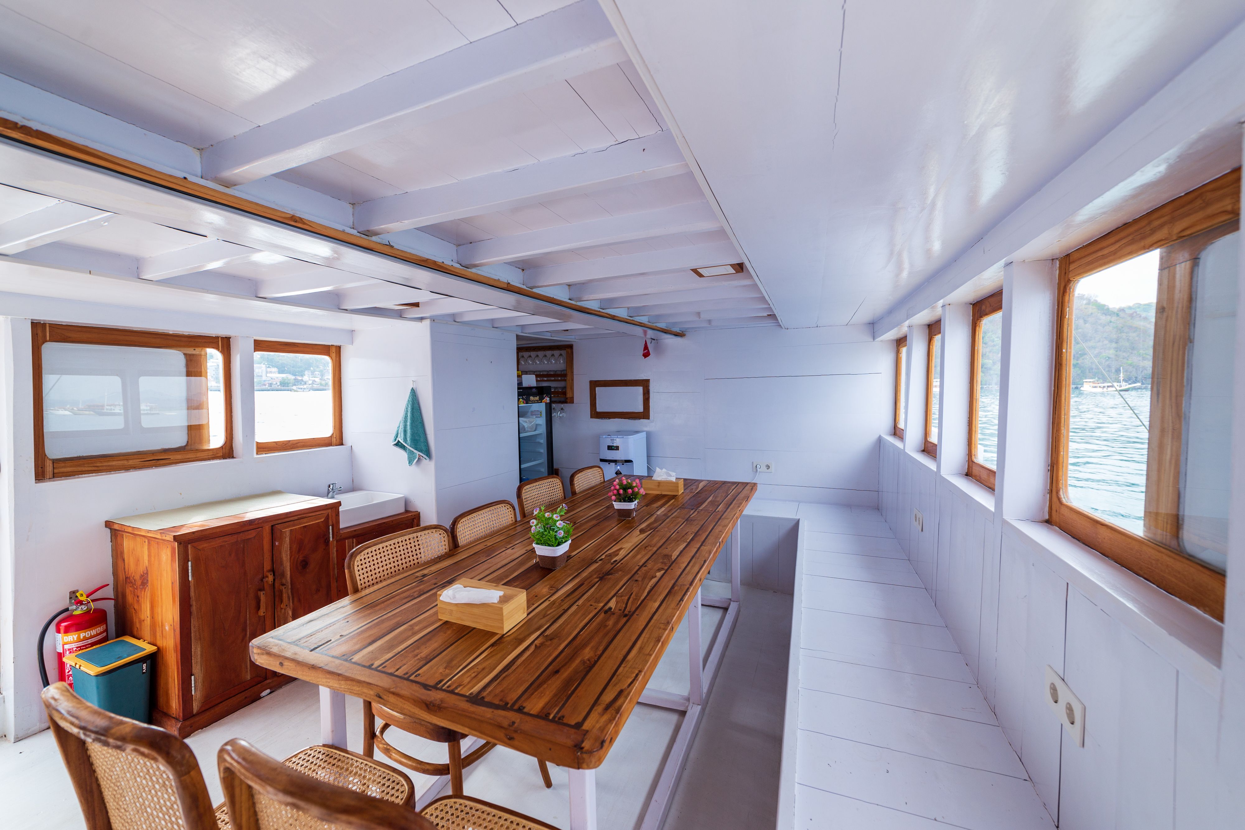 Tempat tidur Triple Cabin